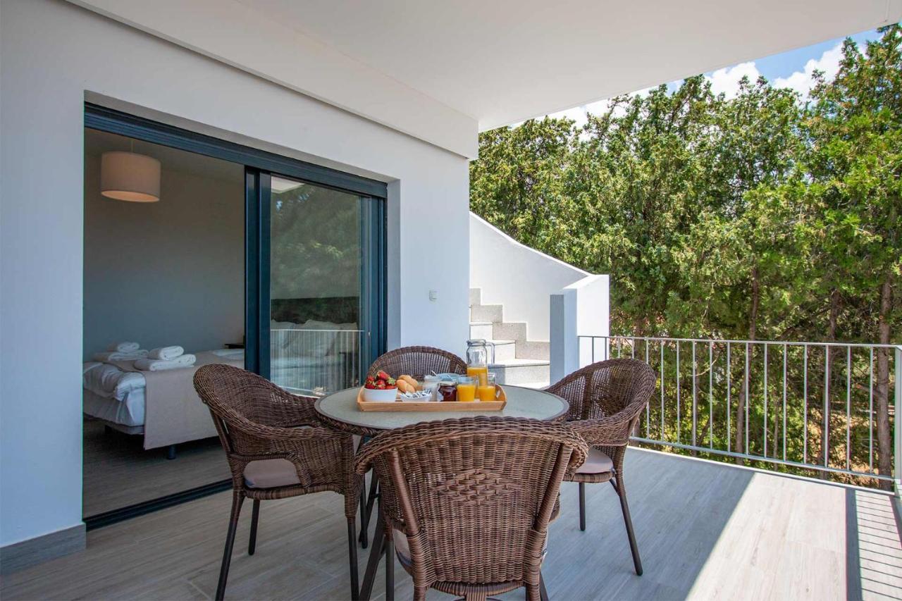 Capistrano Garden, Piscina Privada Y Vistas Al Mar Villa Нерха Екстериор снимка